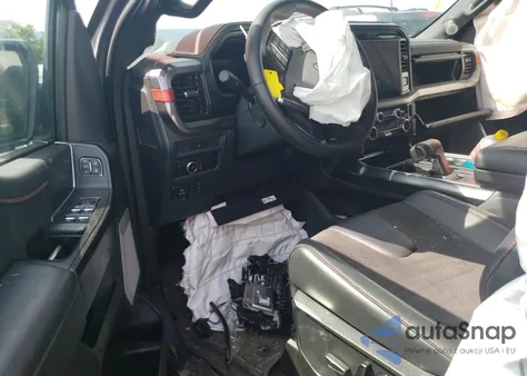 2025 Ford F150 Raptor from USA, damaged, VIN 1FTFW1RG5SFB01369